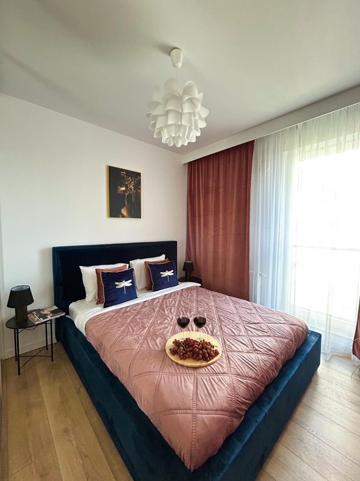 Lumina Stylish 3-Room Apart With Balcony ウッチ エクステリア 写真